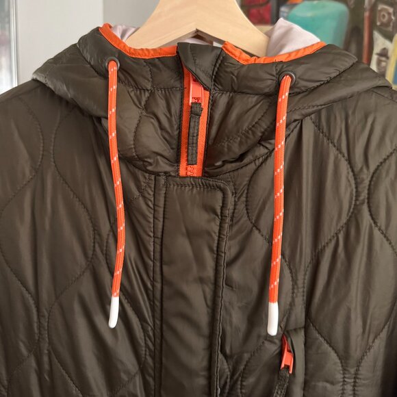 H&M - Longline Sherpa Quilted Coat in Cream/Olive Green - Picture 10 of 16